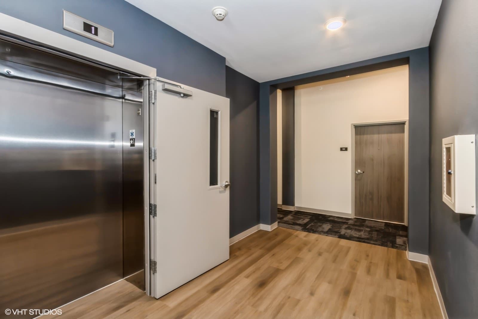 Tower 4 - Elevator Area